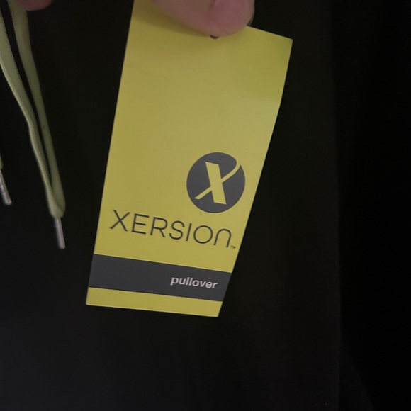 Women Xersion Pullover Hoodie Black Neon String Medium - Picture 2 of 8